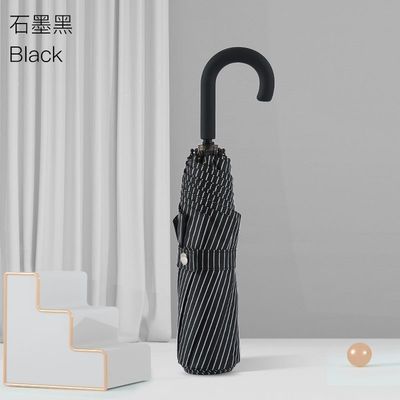 Девчонки с трехслойным солнцезащитным зонтиком с ультрафиолетовой защитой и двойной функцией