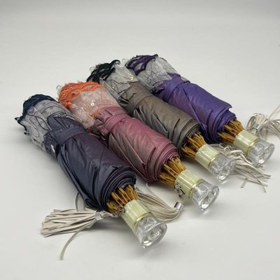 Шампань для взрослых с вышитой розовой полосой с ветростойкой функцией и легким дизайном